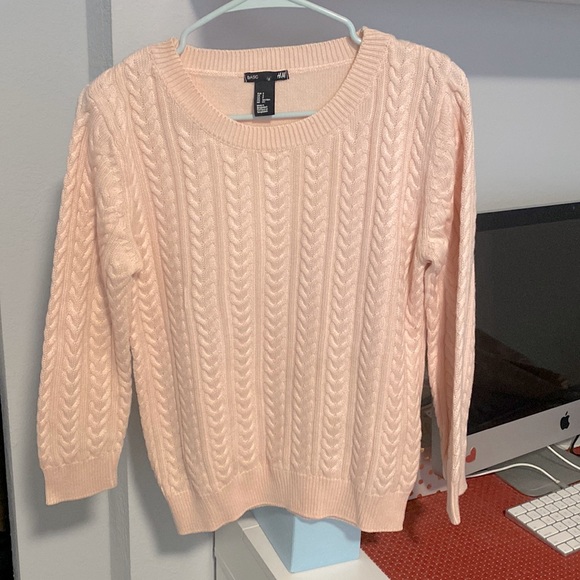 H&M pink knit sweater - Picture 2 of 9